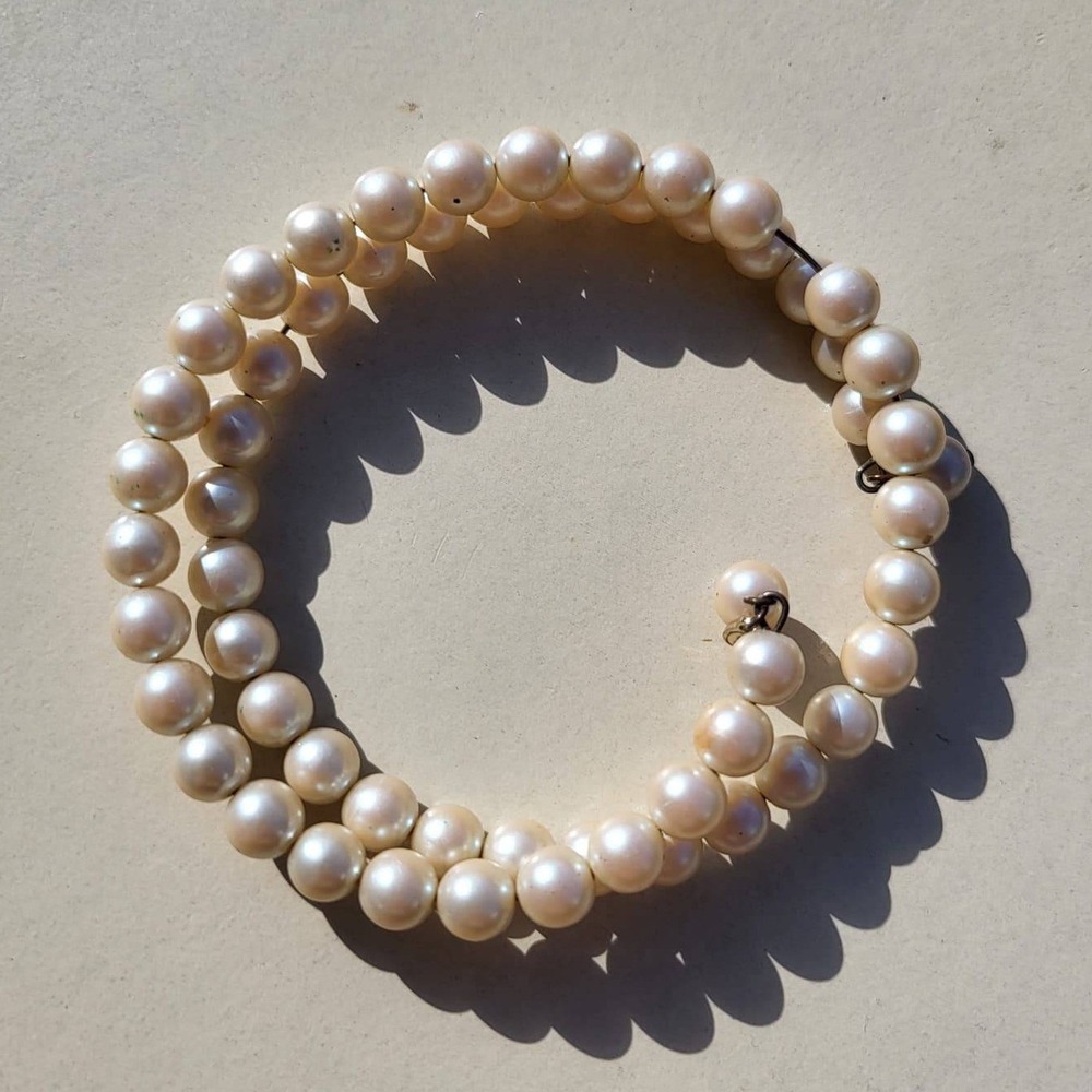 Vintage Faux Pearl Memory Wire Wrap Bracelet Cream Two Row Coil